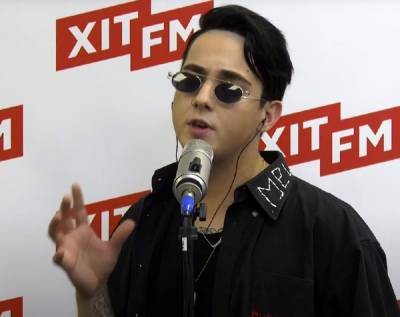 Константин Бочаров - Эпатажный любимчик Данилко MELOVIN нараспашку взбудоражил огненным образом: "Нереально крут..." - sport.politeka.net