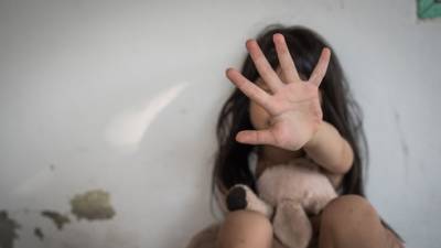 Трое бедуинов подозреваются в групповом изнасиловании 10-летней девочки в Рамат ха-Негеве - vesty.co.il