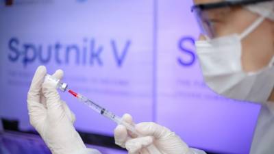 СМИ назвали интерес мира к "Спутнику V" дипломатической победой России - polit.info - Канада