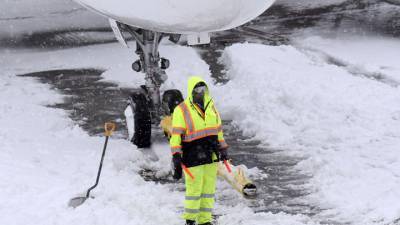 Из-за холодов в США закрыты 5 аэропортов - vesti.ru - США - Техас - штат Луизиана - штат Канзас - штат Миссисипи - штат Оклахома - штат Миссури - Даллас