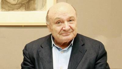 Владимир Винокур - Почему на могиле Жванецкого указано другое отчество? - 5-tv.ru - Москва