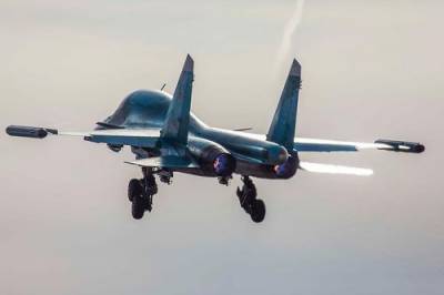 Avia.pro: российский Су-35 устроил погоню за американским F-18 в небе Сирии и сымитировал его уничтожение - argumenti.ru - Россия - США - Сирия - Дамаск - Washington