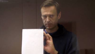 Алексей Навальный - Екатерина Фролова - Игнат Артеменко - Прокурор потребовала оштрафовать Навального по делу о клевете на 950 тыс. - dp.ru