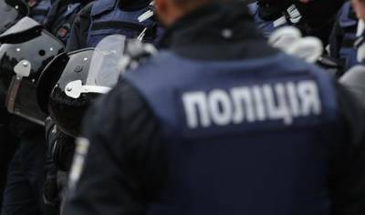 Экс-депутат Рады Гелевей угрожал русскоговорящей официантке ножом и ранил ее заступника - argumenti.ru - Украина - Киев