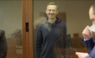 Алексей Навальный - Yves Rocher - Игнат Артеменко - Следующее заседание по делу Алексея Навального перенесли на 20 февраля - govoritmoskva.ru