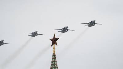 Дмитрий Песков - Песков подтвердил проведение парада Победы в 2021 году - iz.ru - Москва