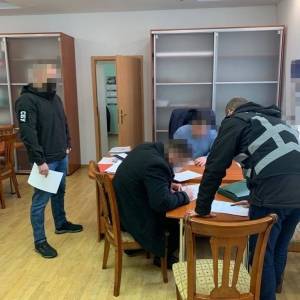 В Запорожье директора департамента ЖКХ подозревают в присвоении 400 тыс. грн на ремонте многоэтажек. Фото - reporter-ua.com - Запорожская обл. - Запорожье