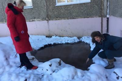 Ростовчане начали предлагать пострадавшим соседям перебраться в свои, теплые квартиры. - yar.mk.ru - Ярославль