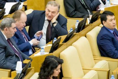 Госдума утвердила штрафы за сообщения об НКО-иноагентах без маркировки - znak.com