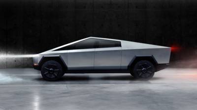 Заправка Tesla из-за мороза обойдется жителям Техаса в 900 долларов - riafan.ru - Техас - USA
