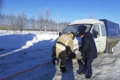 Тульские спасатели помогли водителю заглохшей на трассе Газели во время мороза - tula.mk.ru - Москва - Тула - Тульская обл.