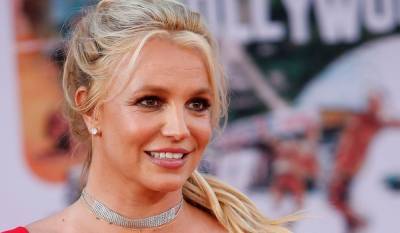 Бритни Спирс - Джессика Паркер - Netflix готовит документальный фильм о Бритни Спирс - 24tv.ua