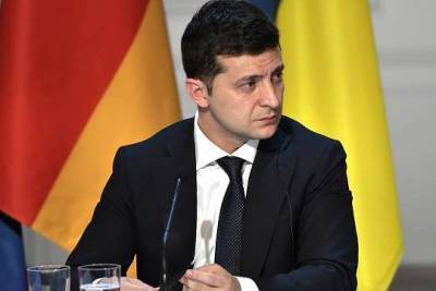 Владимир Зеленский - Илья Кива - В Верховной Раде стартовал сбор подписей за импичмент Зеленского - versia.ru