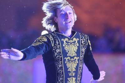 Евгений Плющенко - Ровно 15 лет назад Плющенко выиграл Олимпиаду в Турине: "Кумир номер один". ВИДЕО - sport.ru - Швейцария
