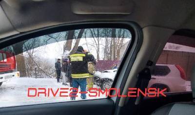 Полиция ищет свидетелей аварии в Смоленске, в которой едва не погиб мужчина - rabochy-put.ru - Смоленск - Смоленская обл.