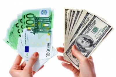Вечернее ралли: доллар и евро ушли вверх на закрытии торгов - smartmoney.one