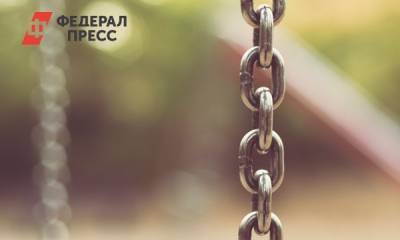 У сковавших свои руки цепью влюбленных начались проблемы: «Шутки закончились» - fedpress.ru - Харьков