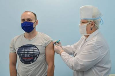 Почти 21 тыс человек привились от COVID-19 в Хабаровском крае - hab.aif.ru - Хабаровский край - Хабаровск