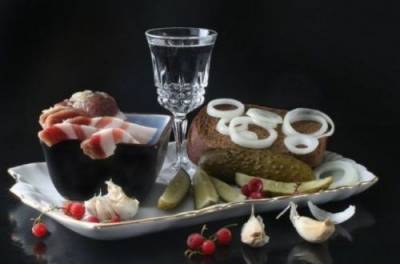 Продукты, которые абсолютно не сочетаются с алкоголем - from-ua.com
