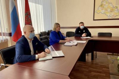 Депутаты ЛДПР в Заксобе выступили за индексацию пенсий работающим пенсионерам! - oren.mk.ru