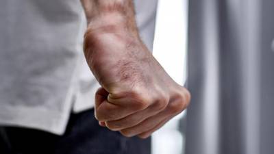 Прокуратура проведет проверку по факту избиения ребенка в Новосибирске - iz.ru - Новосибирск - Новосибирская обл.