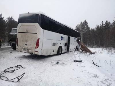 Пять человек погибли в ДТП с участием лесовоза и автобуса в Иркутской области - argumenti.ru - Иркутская обл. - Иркутск - Братск