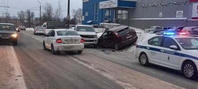 Пассажир получил травмы после аварии в Петрозаводске - stolicaonego.ru - Петрозаводск - республика Карелия