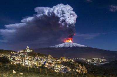 В Италии началось извержение вулкана «Этна», закрыт аэропорт - inform-ua.info