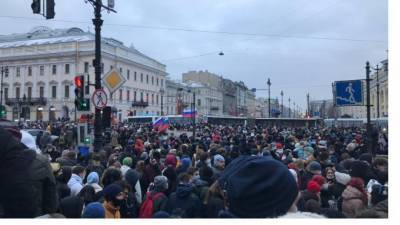 Борис Вишневский - В Смольном отказались обсуждать отмену запрета на митинги - piter.tv - Санкт-Петербург