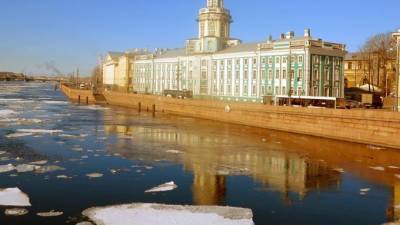 Стоимость весенних туров в Петербург сократилась на четверть - piter.tv - Санкт-Петербург - Голландия