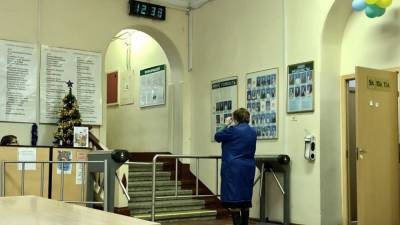 Олег Имамеев - Трое гимназистов внезапно потеряли сознание во время урока в Благовещенске - nation-news.ru - Благовещенск