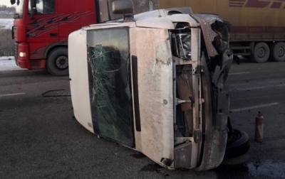 Под Харьковом 10 человек пострадали в ДТП с маршруткой - korrespondent.net - Киев - Харьковская обл. - Харьков - район Харьковский