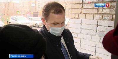 В Ростове проверили, как управляющие компании дезинфицируют и убирают подъезды - dontr.ru