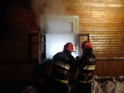 Курили прямо в комнате. В Берестовицком районе из-за непотушенной сигареты чуть не сгорел дом - grodnonews.by - район Берестовицкий