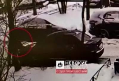 Петербуржца ударили ножом во время ссоры за парковочное место - online47.ru - Ленинградская обл. - Санкт-Петербург