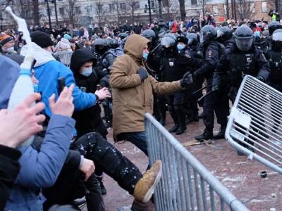 В России ужесточили ответственность за неповиновение силовикам - u24.ru