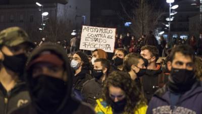 Пабло Асель - Испанский стыд. Каталония мстит за арест рэпера грабежами и поджогами - polit.info - Испания