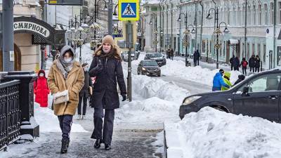 Валентина Матвиенко - Петр Толстой - Толстой ожидает снятия ограничений в Москве в ближайшие недели - iz.ru - Москва