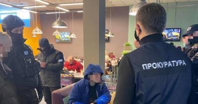 В Харькове адвокаты якобы продавали "должности" в ГБР за $15 тысяч - focus.ua - Харьков