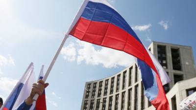 Владимир Путин - Участники «Время покажет» объяснили важность патриотической сплоченности в России - riafan.ru - Москва