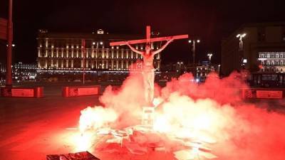 Павел Крисевич - Суд признал законным отчисление из РУДН Павла Крисевича за перформанс в образе Христа - znak.com - Москва