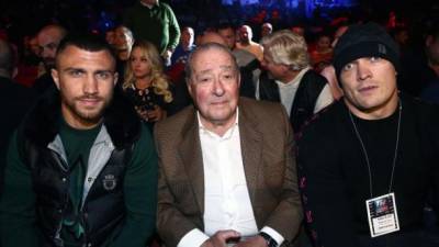 Василий Ломаченко - Александр Усик - Мегачеловек: Усик поздравил Ломаченко с днем рождения в Instagram - ru.espreso.tv