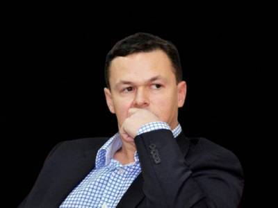 Владимир Зеленский - Артем Сытник - Зеленский должен быть осторожным, – Сыч о закрытии следующих каналов - 24tv.ua - Новости