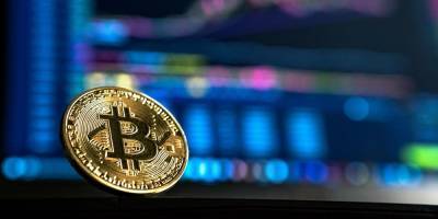 Курс биткоина впервые превысил 52 тысячи долларов - sharij.net - США