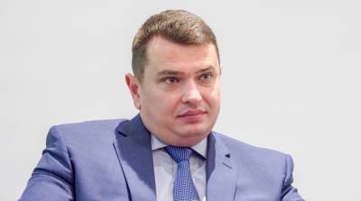 Владимир Зеленский - Артем Сытник - Денис Шмыгаль - Увольнение директора НАБУ Сытника нарушает условия меморандума с МВФ – СМИ - ru.slovoidilo.ua
