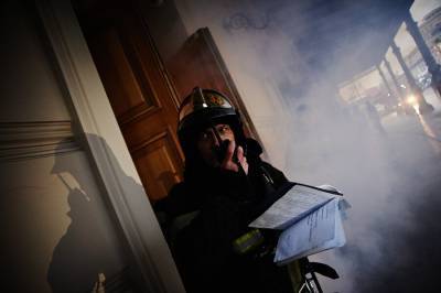 Пять человек спасли при пожаре в квартире в Бибиреве - m24.ru - Москва - район Бибирево