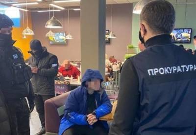 В Харькове адвокаты продавали "должность" в ГБР за $15 тысяч - facenews.ua - Харьков