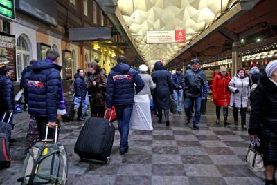 23 февраля и 8 марта из Петербурга в Москву отправятся дополнительные поезда - neva.today - Москва - Санкт-Петербург