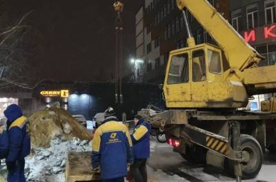 Ремонт поврежденного трубопровода на Мичурина энергетики завершили утром. Идет подача тепла - lipetskmedia.ru
