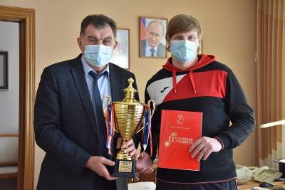 Руководитель управы Железнодорожного района Леонид Беляев поздравил клуб «Рубин» с бронзой регионального чемпионата по футболу - gorcom36.ru - Воронеж